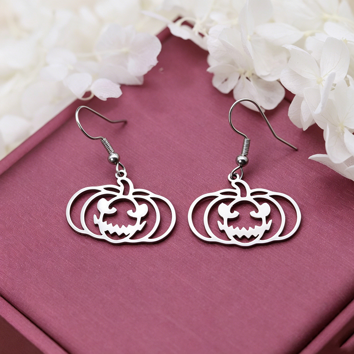 Gothic Hollow Pumpkin Dangle E - Pumpkin Lantern Halloween 评论和价格